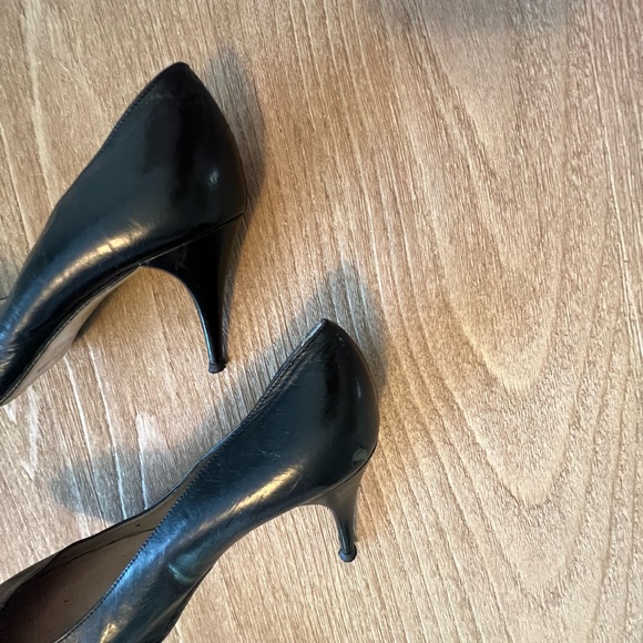 Michael Kors black leather heel pumps - Picture 7 of 7